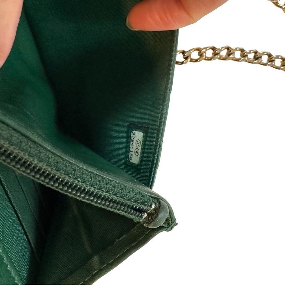 Chanel green boy gold logo mini bag with gold strap - Picture 8 of 15